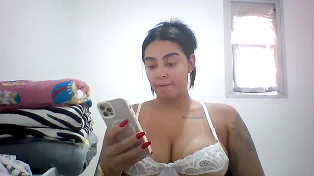 querida777 online show from December 20, 3:38 pm