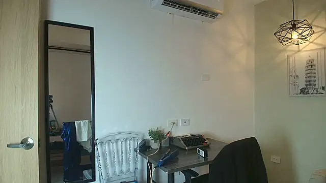  Victoria Collins online show from March 30, 12:05 pm