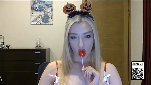 Wild Silk Desire online show from November 1, 4:55 pm