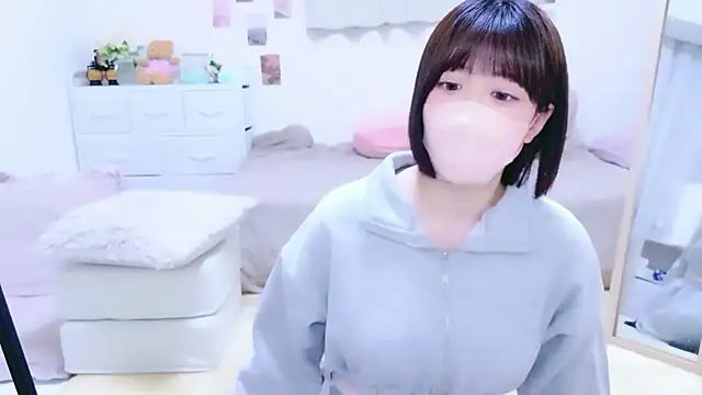  suika  online show from March 1, 12:05 pm