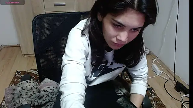 MalloryMyers online show from November 30, 6:56 pm