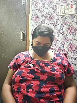 Liyaa 24 online show from March 24, 5:07 pm