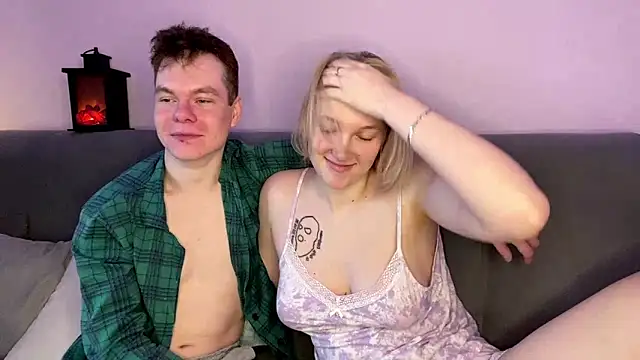 julielourens online show from January 17, 7:27 am