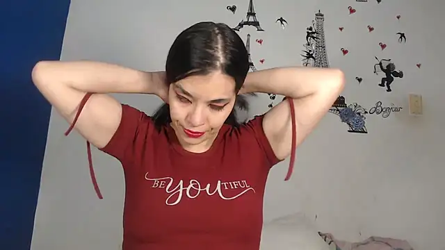 Snapshot of IVONNE_SEX chatting on September 22, 11:58 pm IVONNE SEX online show from September 22, 11:58 pm