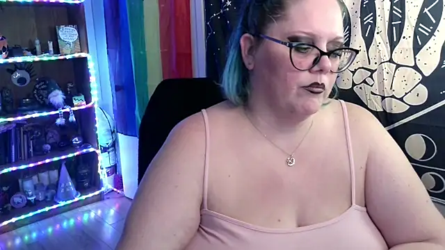 Kinky Witch online show from December 23, 3:32 am