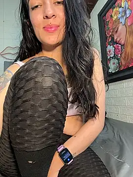 SALOME KORLAND online show from February 6, 7:17 pm