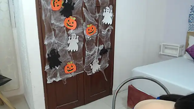 ScarletLevis online show from October 15, 10:51 am