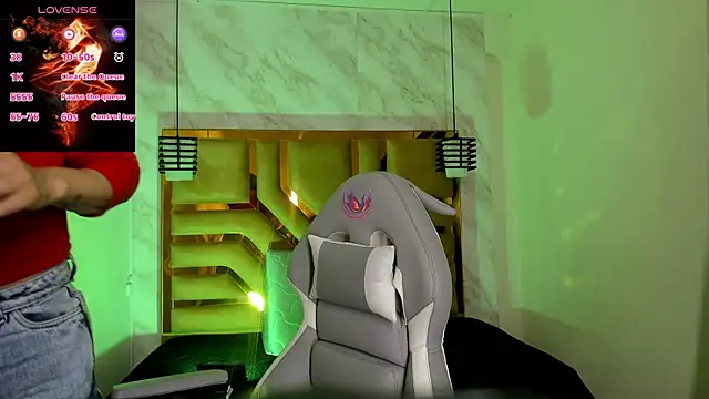 Luciifeer  online show from October 30, 9:27 pm