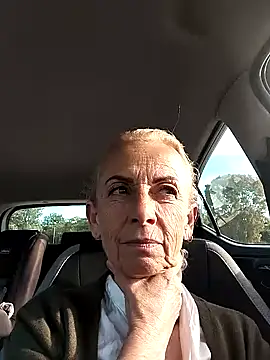 clarabell4 online show from May 14, 4:24 pm