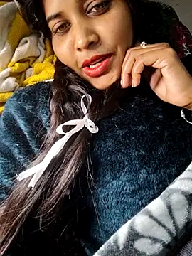 cute radhikaa online show from January 15, 8:37 pm