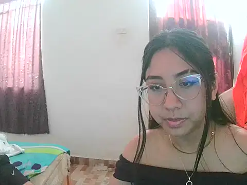 honeysweet111 online show from September 26, 8:50 pm