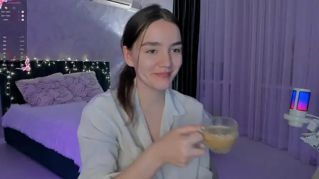 sweete chantal online show from September 22, 5:44 pm