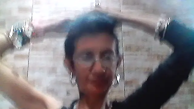 lacoloyelpela25 online show from March 10, 5:39 pm