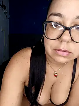 Snapshot of MilfTentasion chatting on September 28, 1:34 am MilfTentasion online show from September 28, 1:34 am