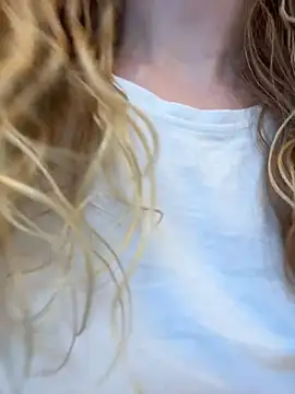 Bikergirl 97 online show from November 17, 12:17 pm