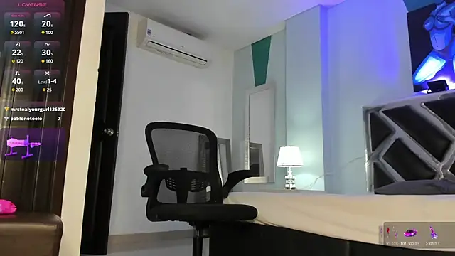 Kaate Moss online show from January 17, 5:37 am