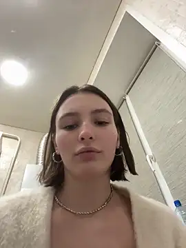 ZariaFlame online show from February 1, 11:03 pm