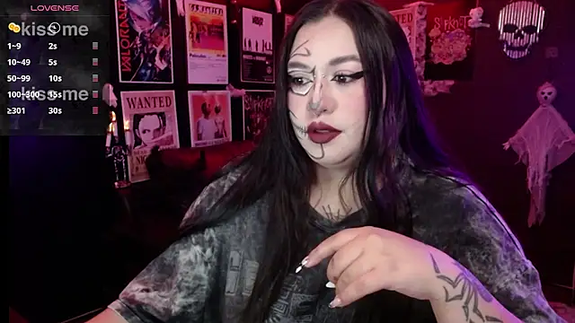 Ravendark  online show from October 27, 6:57 pm