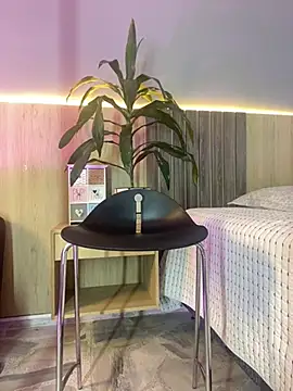 Atenea Clerk online show from March 17, 11:47 am