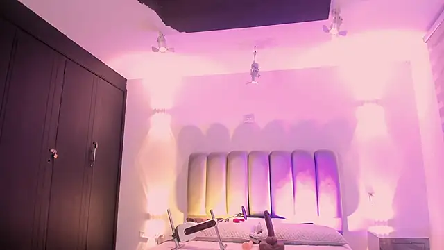 AlliceLover online show from November 7, 12:00 pm