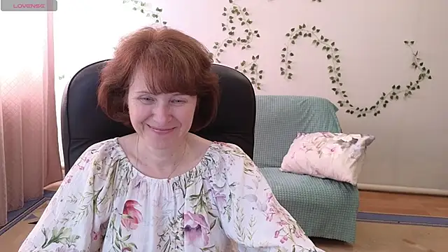 Lia Tito online show from June 4, 6:07 am
