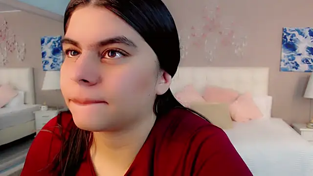 maddissonivanova online show from March 25, 7:39 pm