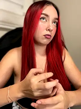 Karen18 boobs online show from November 13, 2:32 am