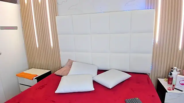 Meloddy Parkerr  online show from November 18, 4:46 am