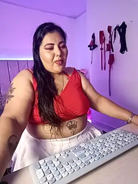 AndreaKinky online show from September 18, 8:35 am