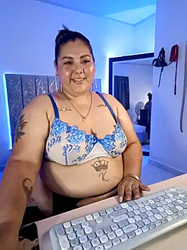 AndreaKinky online show from October 10, 8:41 am