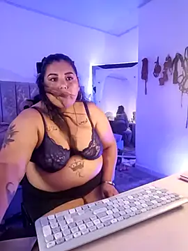 AndreaKinky online show from October 30, 9:33 am