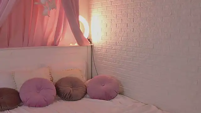 Sexy witches online show from October 2, 6:07 am