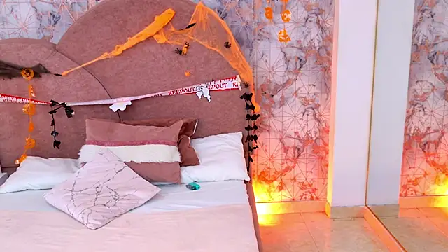 RavenGloomy online show from October 24, 7:54 pm