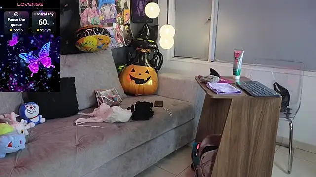 Snapshot of Mafecosecret chatting on October 21, 12:47 am Mafecosecret online show from October 21, 12:47 am