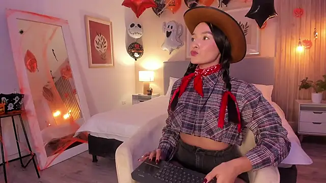 AuroraEvanss online show from October 11, 9:17 pm