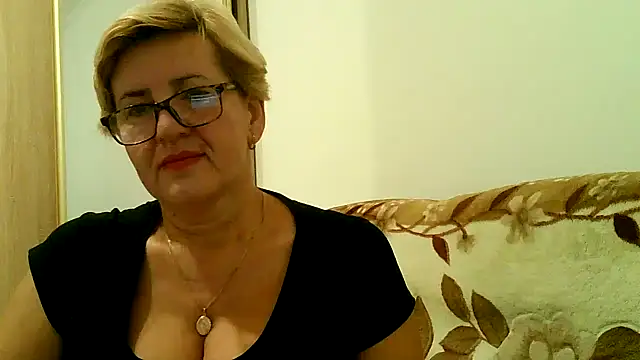 Dana4921 online show from October 18, 5:15 pm