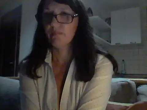 Elena48324 online show from September 17, 6:06 pm