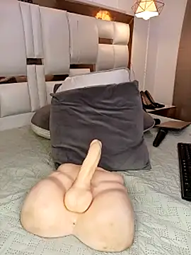 Skylar Smith  online show from February 28, 3:44 pm