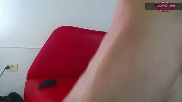 tiana rosse  online show from March 17, 12:20 pm