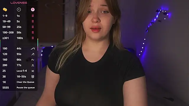 CuteSharloti online show from October 28, 6:03 pm