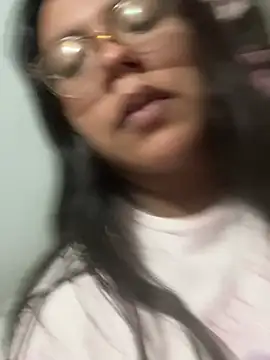 karysweetbeaury online show from April 11, 8:18 am