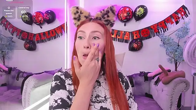 Alicia leclair online show from November 1, 8:02 pm