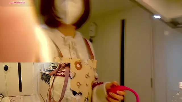 chii chan o0 online show from January 15, 12:22 pm