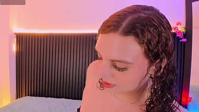 catleya noire online show from March 16, 1:15 pm