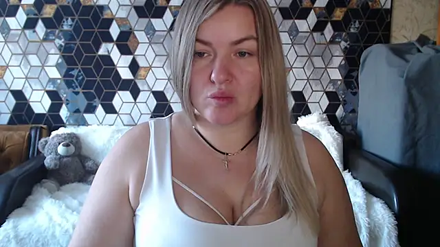 NikaSkylink online show from February 11, 5:53 am