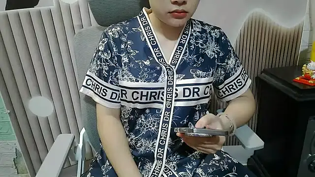 Emachiii online show from September 26, 12:47 pm