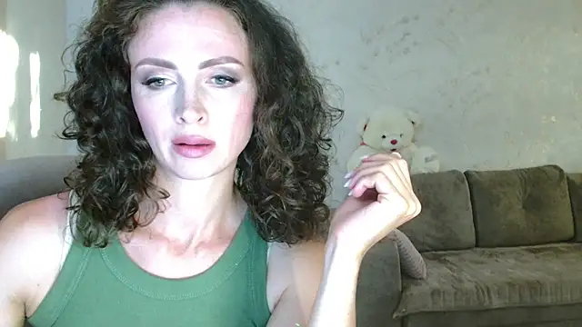 Amber Carrol online show from August 8, 2:58 pm