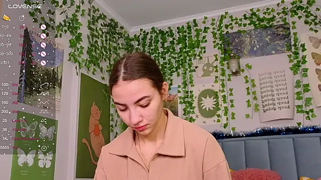 Ashley Pierce online show from January 19, 4:08 am