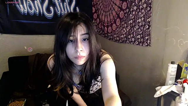 London Ray online show from April 9, 12:57 am