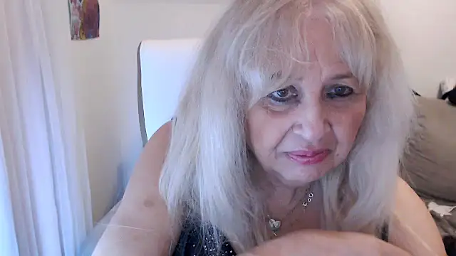 SusiLifeXXX online show from December 13, 8:15 pm